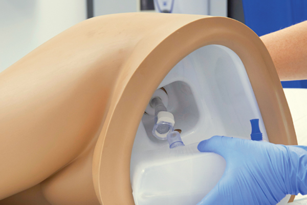 Simulateur - Touché rectal, évaluation des selles et lavement – Image 8